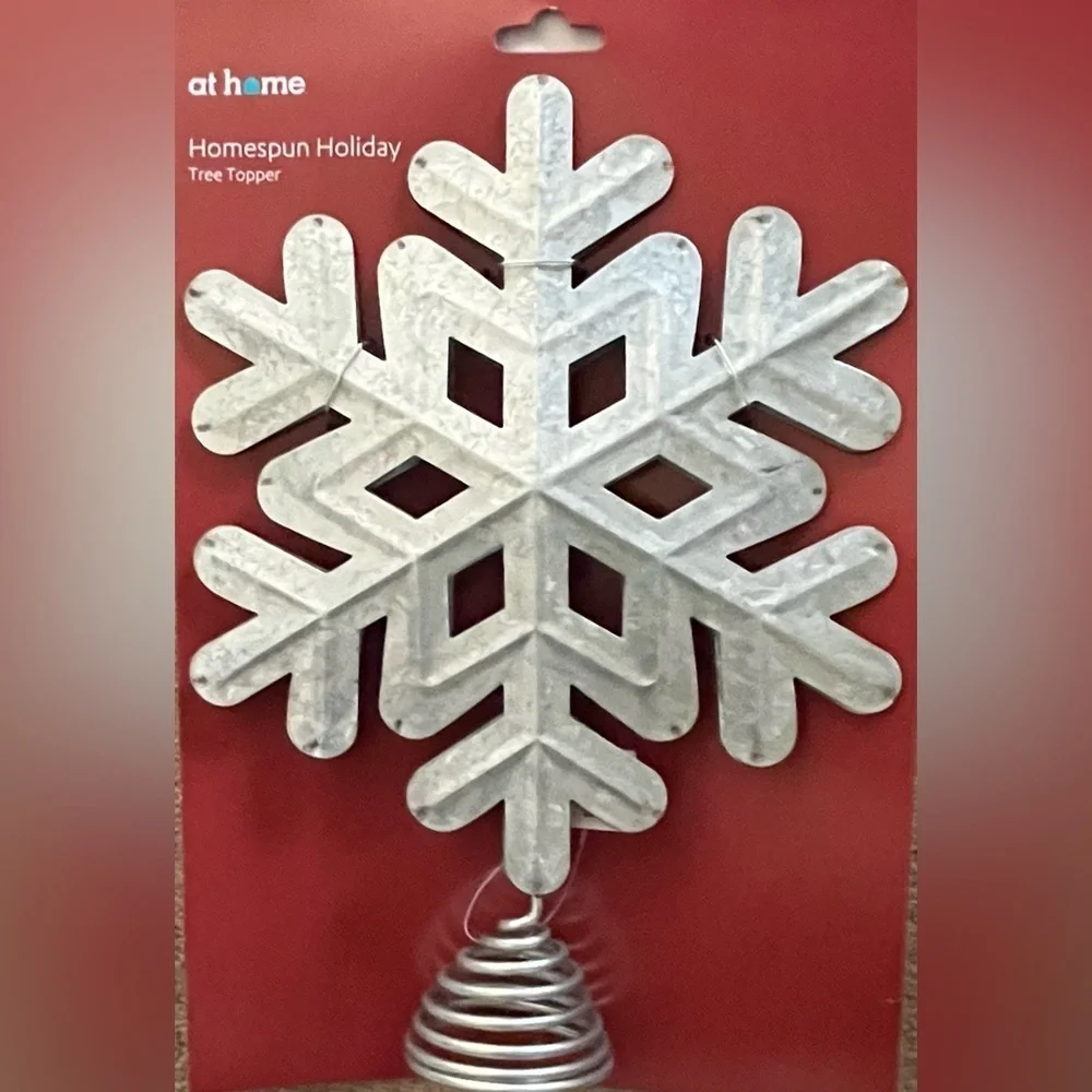 NWT metal Christmas tree snowflake topper-homespun holiday